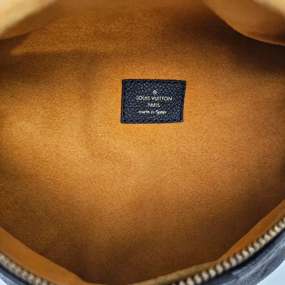 Louis Vuitton Empreinte Leather BumBag Black - Picture 5 of 7